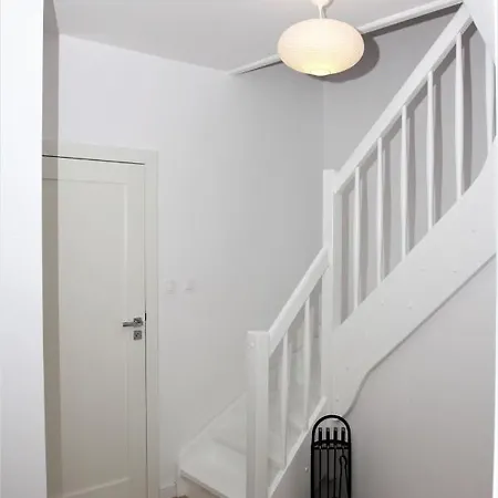 Feriehus Dom Nad Morzem Z Basenem