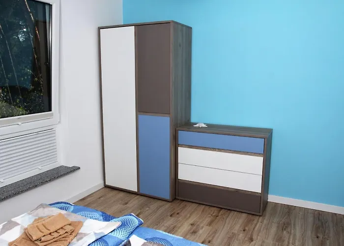 Dom Nad Morzem Z Basenem Casa vacanze Miedzywodzie